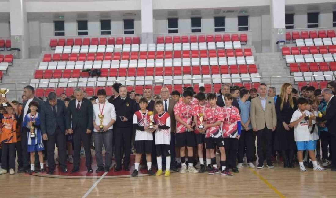 Antalya’nın Aksu ilçesinde 2024-2025 Eğitim-Öğretim Yılı Okul Sporları faaliyetleri kapsamında