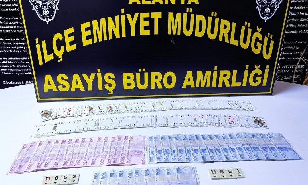 Antalya’nın Alanya ilçesinde kumar oynayanlara karşı düzenlenen operasyonlarda 92 bin