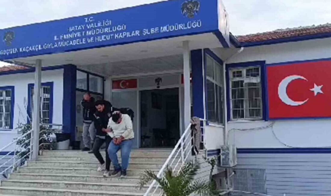 Hatay’da ülkeye kaçak yollarla giren göçmenleri aracıyla kaçıran bir kişi