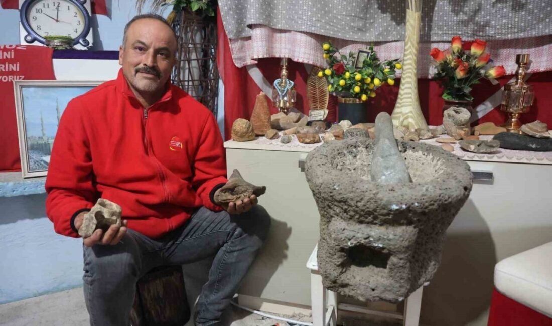 Hatay’ın Yayladağı ilçesinde çobanlık yapan Mehmet Kızgın, 8 yıldır dağlarda