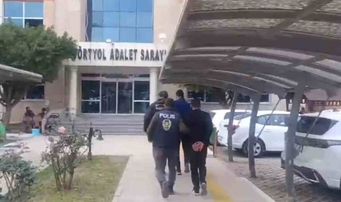 Hatay’ın Dörtyol ilçesinde işledikleri çeşitli suçlardan hapis cezası bulunan 2