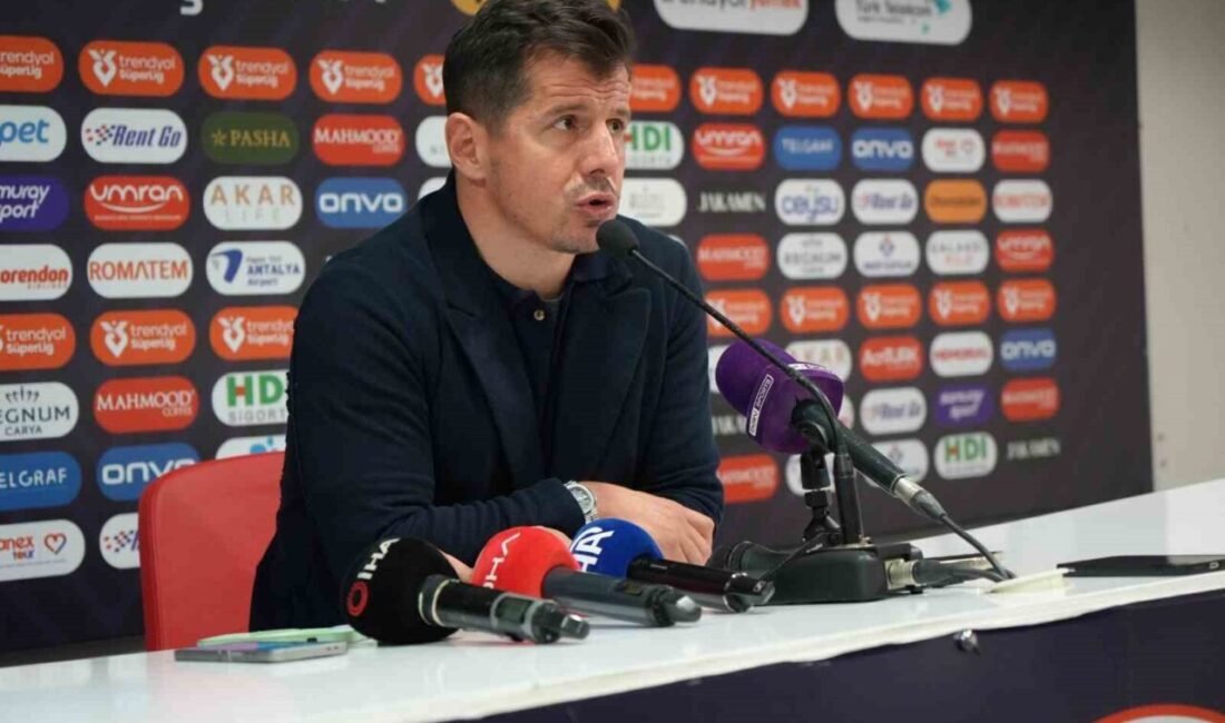 Antalyaspor Teknik Direktörü Emre Belözoğlu, Başakşehir maçının ardından yaptığı açıklamada
