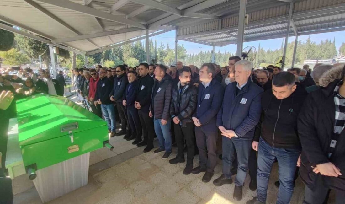 Çukurova Üniversitesi Tıp Fakültesinde endoskopi yaptırdığı sırada bağırsağı delinen ve