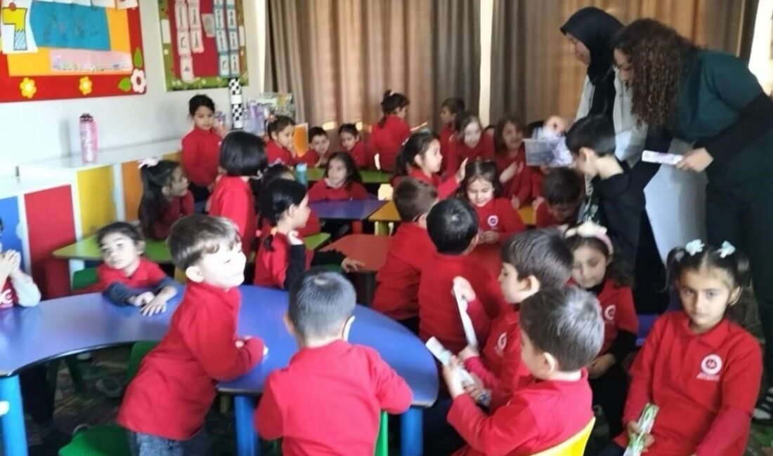 Antalya’nın Gazipaşa İlçe Müftülüğüne bağlı Merkez Kur’an Kursu’nda eğitim gören