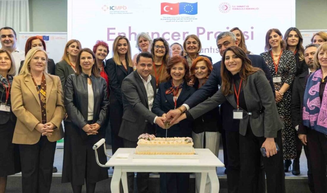 Mersinden Kadın Kooperatifi’nin Enhancer Projesi ile yürüttüğü Güneş Enerjili Kurutma