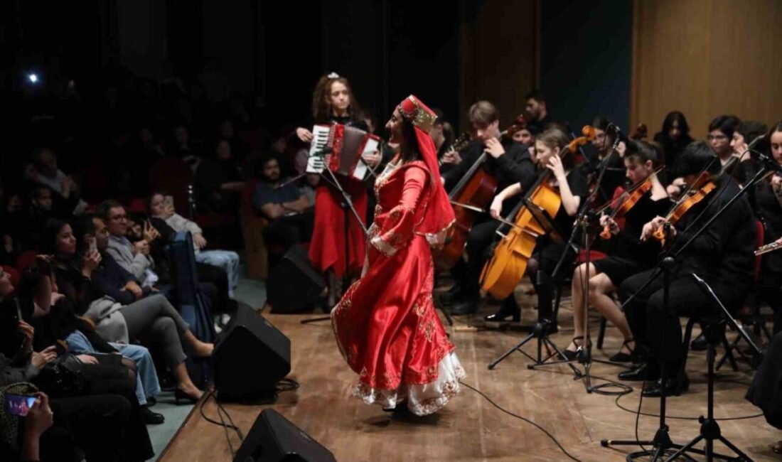 Antalya Büyükşehir Belediyesi İsmail Baha Sürelsan Konservatuvarı Gençlik Orkestraları, düzenledikleri