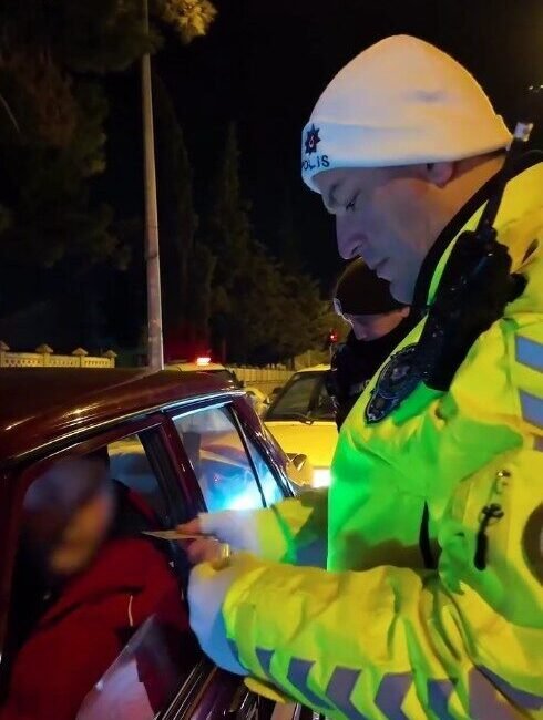 Isparta’da dün akşam saatlerinde polis ekipleri tarafından gerçekleştirilen 1 saatlik