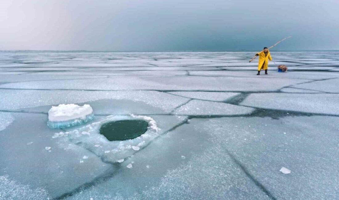 Antalyalı bir grup fotoğrafçı, ilk olarak kabul edilmedikleri ve son
