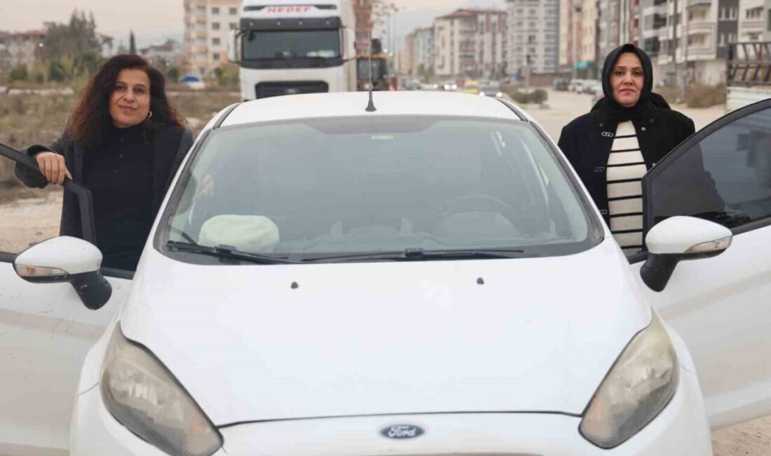 Hatay’da ehliyeti olmasına rağmen trafiğe çıkmakta tedirginlik yaşayan kadın sürücüler