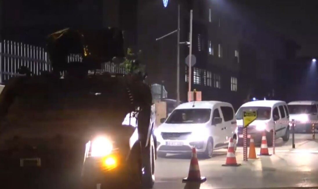 Kahramanmaraş’ta Göçmen Kaçakçılığıyla Mücadele ve Hudut Kapıları Şube Müdürlüğü ekipleri