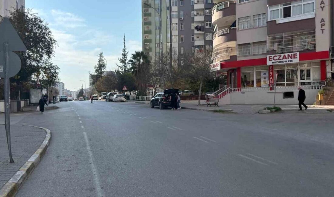 Adana’da bir bulvarda her gün onlarca trafik kazasının meydana gelmesi