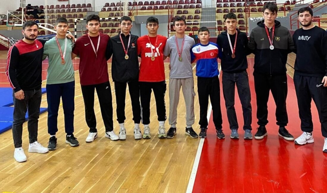 Kepez Belediyespor Kulübü Güreş Takımı, Antalya Kulüplü Yıldızlar Güreş Şampiyonası’ndan