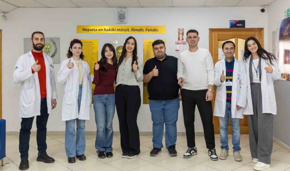 Mersin Büyükşehir Belediyesi, öğrenci dostu hizmetleriyle gençlerin eğitim hayatını kolaylaştırmaya