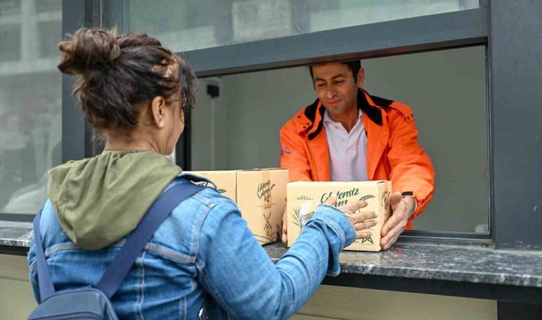 Mersin Büyükşehir Belediyesinin, dezavantajlı tüm kesimlerle dayanışmasını sürdürerek ihtiyaç sahibi