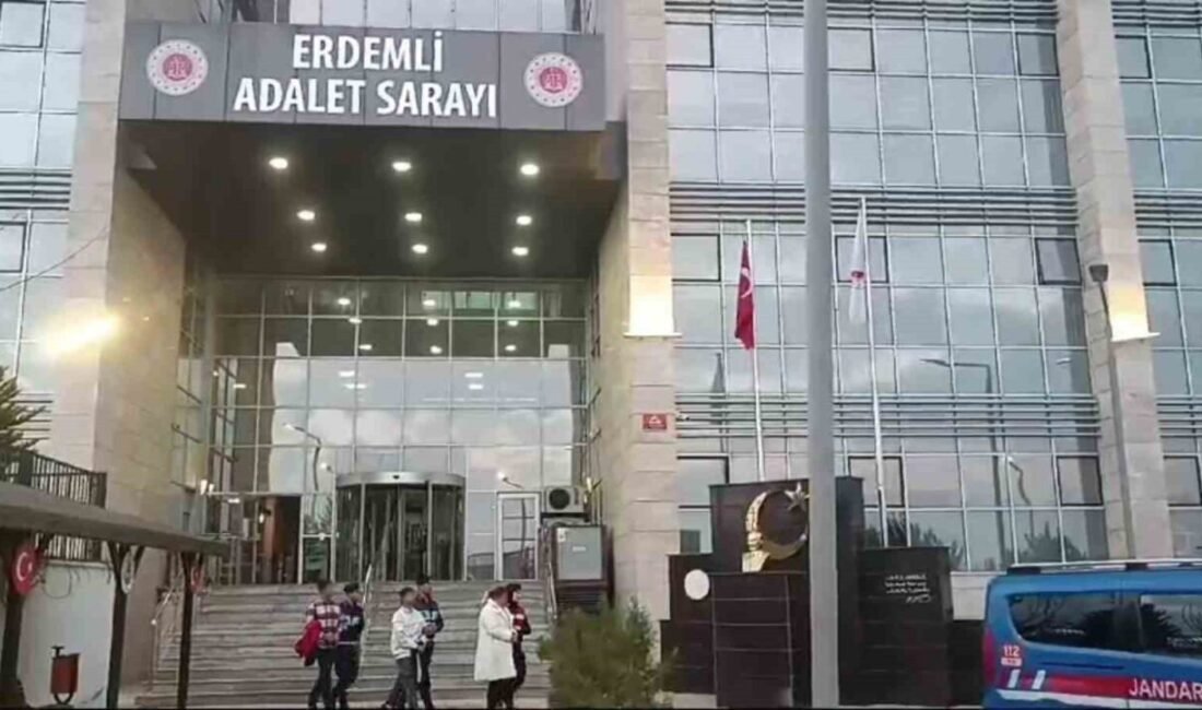 Mersin’in Erdemli ilçesinde 2 ayrı iş yerini kurşunlayarak tehdit eden