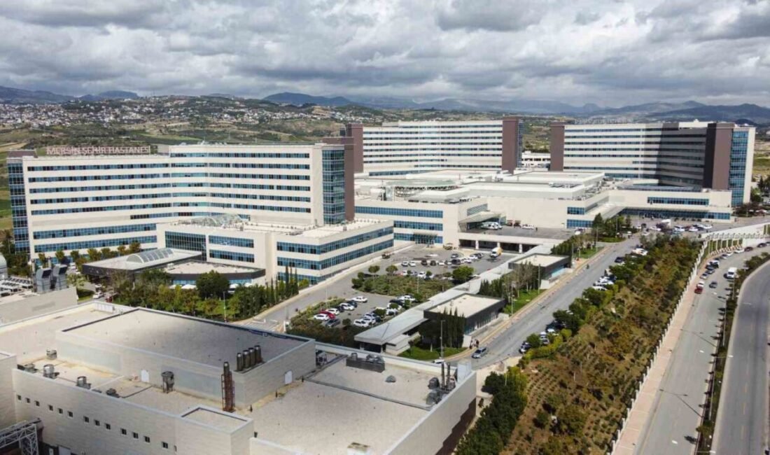 Kahramanmaraş merkezli depremlerden 11 il etkilenirken, Mersin deprem sürecinde sağlık