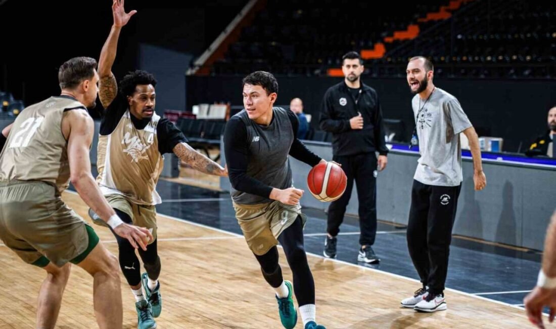 Türkiye Sigorta Basketbol Süper Ligi’nde son haftalarda yakaladığı çıkışla taraftarlarını