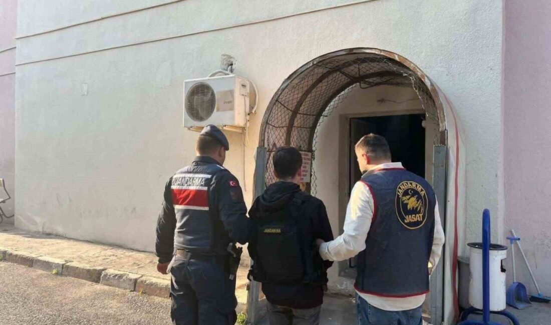 Mersin’de jandarma ekiplerinin düzenlediği operasyonda bir kişinin öldürülüp , bir