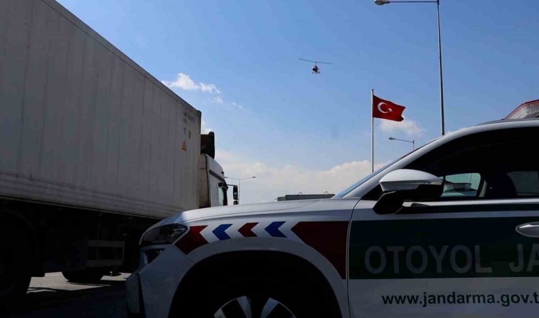 Mersin’de cayrokopter destekli denetimlerde 26 araca cezai işlem uygulandı, 5’i