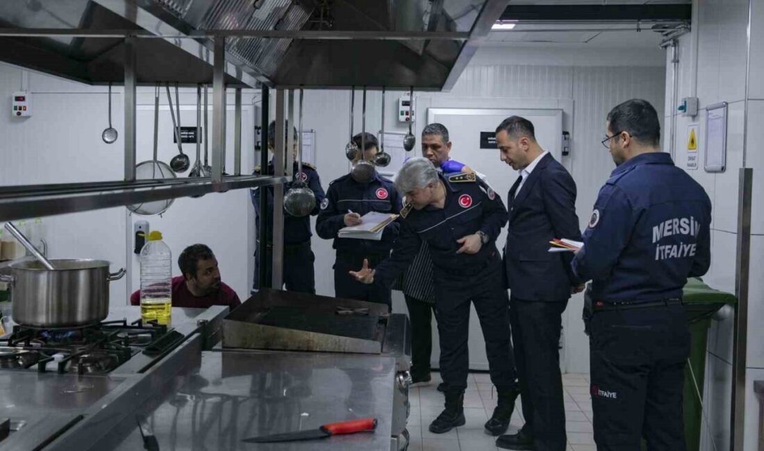 Mersin Büyükşehir Belediyesi İtfaiye Dairesi Başkanlığınca, kentteki tüm binaların yangına