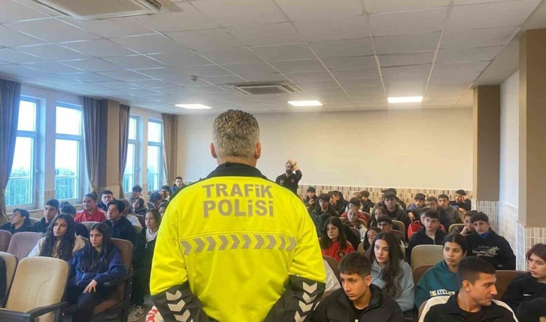Mersin Emniyet Müdürlüğünce çocukların güvenliğini artırmak ve bilgilendirmek amacıyla düzenlenen