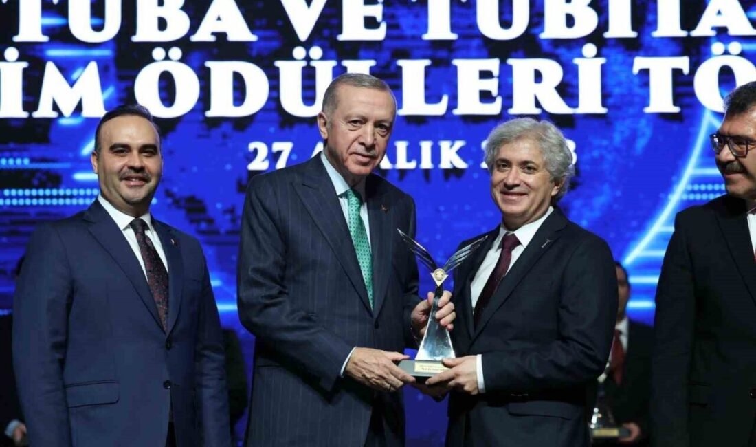 Dünyanın ilk rahim nakli ve Türkiye’nin ilk yüz ile çift