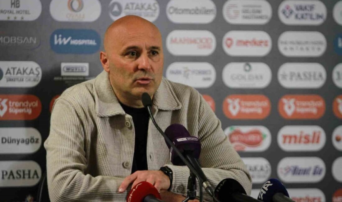 Corendon Alanyaspor Teknik Direktörü Sami Uğurlu, Atakaş Hatayspor mağlubiyetinin ardından