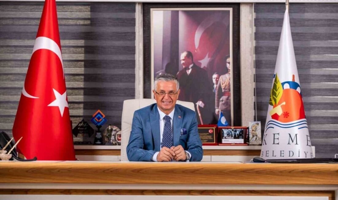 Kemer Belediyesi, Tekirova Mahallesi’nde kapalı pazar yerinin yanında yeni bir