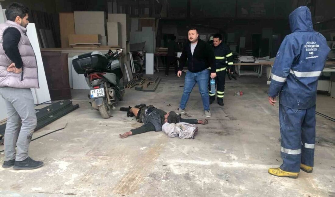 Burdur’un Bucak ilçesinde, sanayi sitesindeki bir mobilya atölyesinde meydana gelen