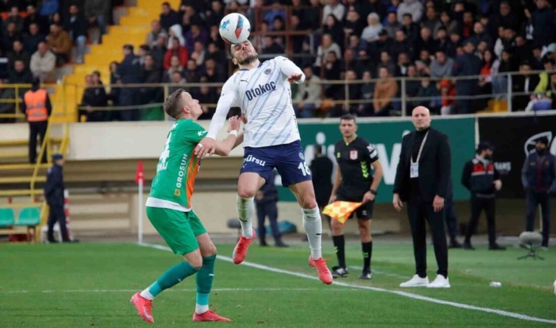 Trendyol Süper Lig’in 23. haftasında Corendon Alanyaspor, evinde karşılaştığı Fenerbahçe’ye