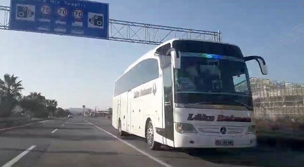 Antalya’nın Gazipaşa ilçesinde, ana yolda yaklaşık 700 metre ters yönde