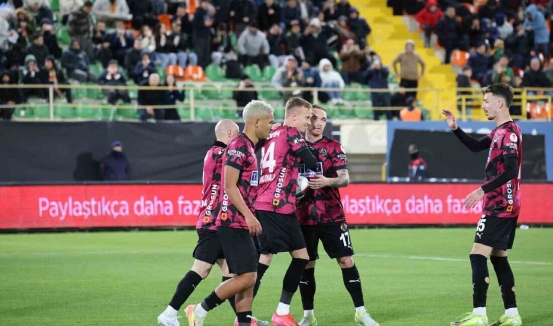 Ziraat Türkiye Kupası A Grubu’nda Corendon Alanyaspor, sahasında Fatih Karagümrük’ü