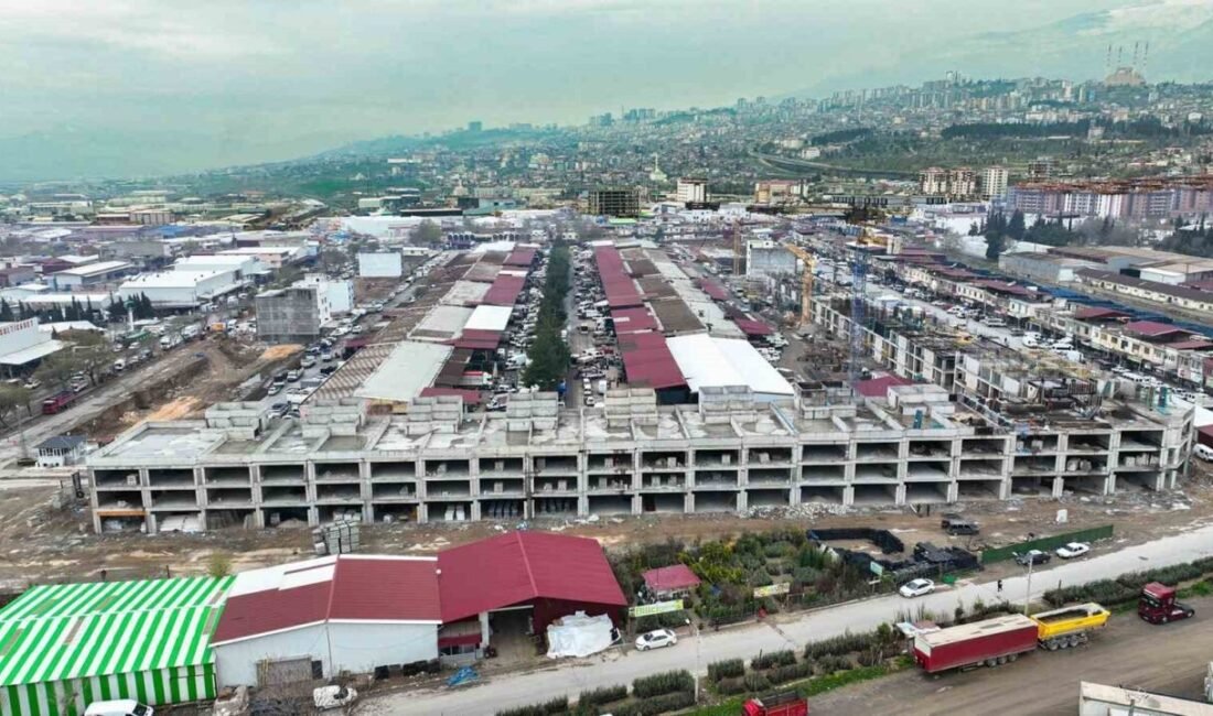 Kahramanmaraş Büyükşehir Belediye Başkanı Fırat Görgel, Toptancılar Sitesi’ne kazandırılan projenin