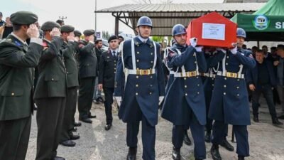Antalya’da trafik kazası sonrası tedavi gördüğü hastanede hayatını kaybeden 53