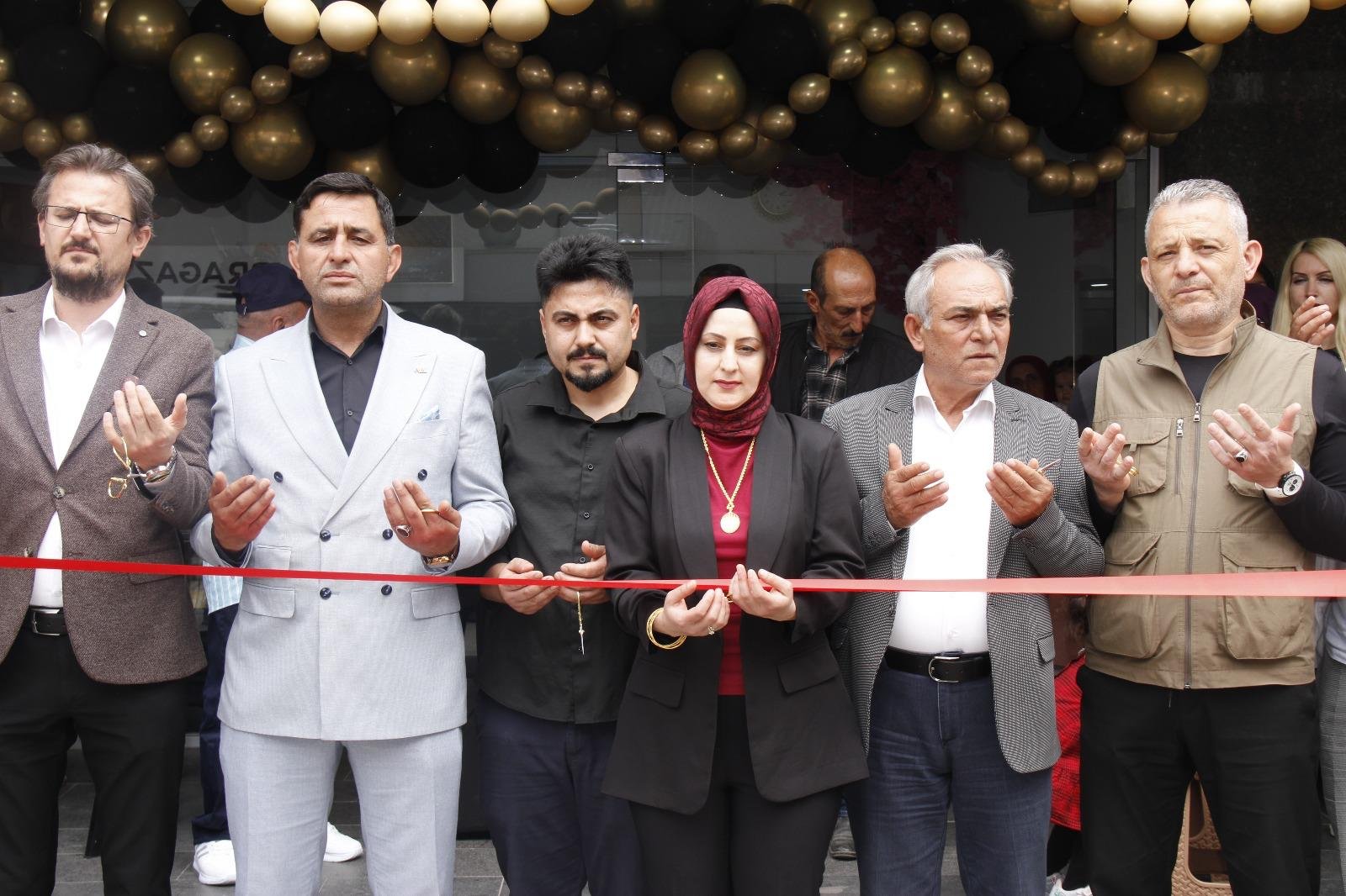 Serik’te Havva Nur Kaya tarafından kurulan “Pasta Dükkanı”, Orta Mahalle