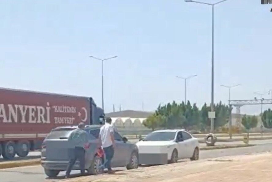 Antalya’da orman muhafaza memurları, orman arazisini işgal eden şahsa ceza