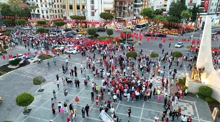 Antalya’nın Alanya ilçesinde 19 Mayıs Atatürk’ü Anma, Gençlik ve Spor