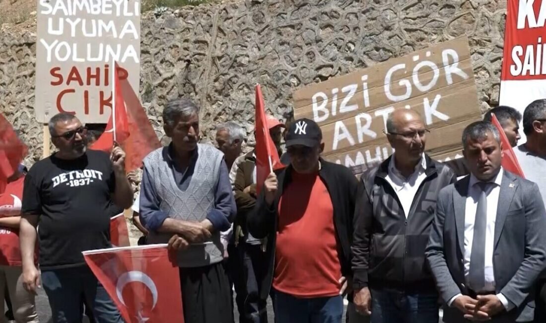 Adana’nın Saimbeyli ilçesinde kaya düşmesi sonucu 4 öğretmenin hayatını kaybettiği