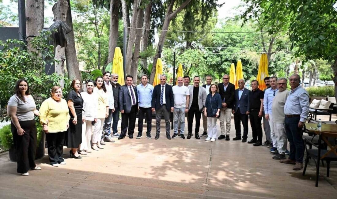 Antalya’da sosyal sorumluluk projeleriyle dikkat çeken Adalya Vakfı’nın yeni yönetim