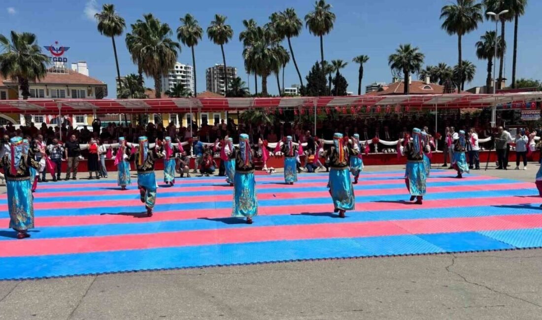 Adana’da 19 Mayıs Atatürk’ü Anma, Gençlik ve Spor Bayramı’nın 106.