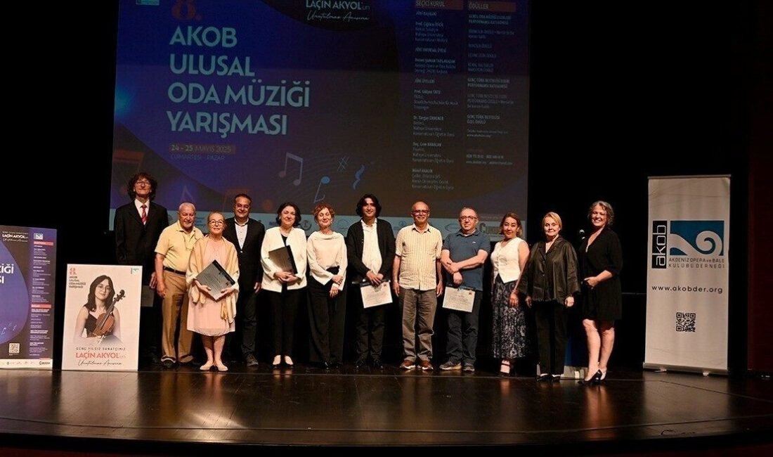 Türkiye’nin önemli oda müziği yarışması olan AKOB 8. Ulusal Oda