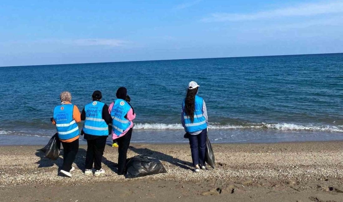 Diyanet İşleri Başkanlığınca ’Ekibini kur, iyilikle dönüştür’ projesi kapsamında Anamur’da