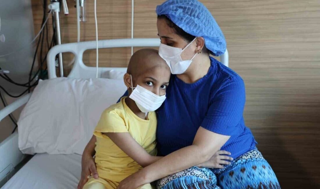 Adana’da 9 yaşındaki lösemi hastası Gülşen Yazel’in yaşama tutunabilmesi için