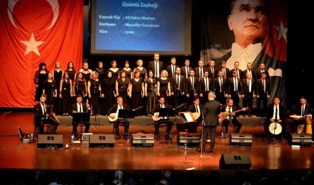 Antalya Adliyesi Türk Halk Müziği Korosu, Antalya Atatürk Kültür Merkezi’nde