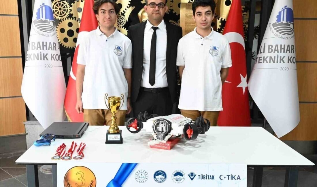 Ali Bahar Antalya OSB Teknik Koleji, Uluslararası Robot Yarışması’nda Türkiye