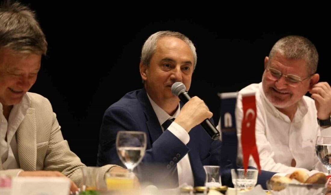 Kepez Belediye Başkanı Mesut Kocagöz, “Kepez’in içlerine girdiğinizde yalınayak, üşüyen