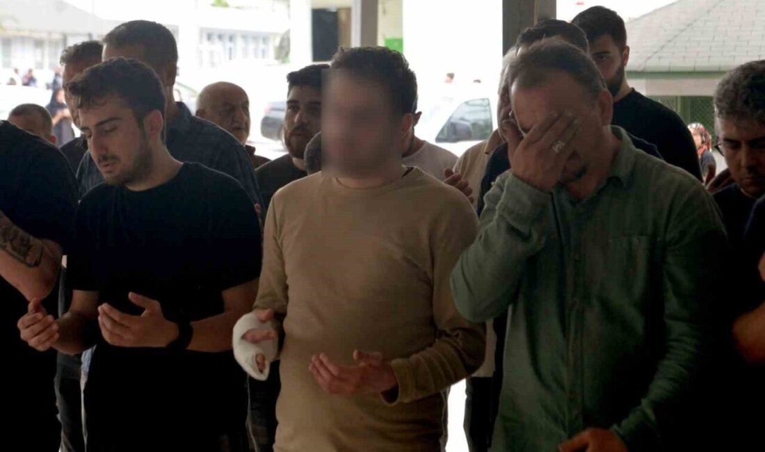 Adana’da boşandığı karısını başından vurarak öldüren zanlının, “Amacım eşim ya