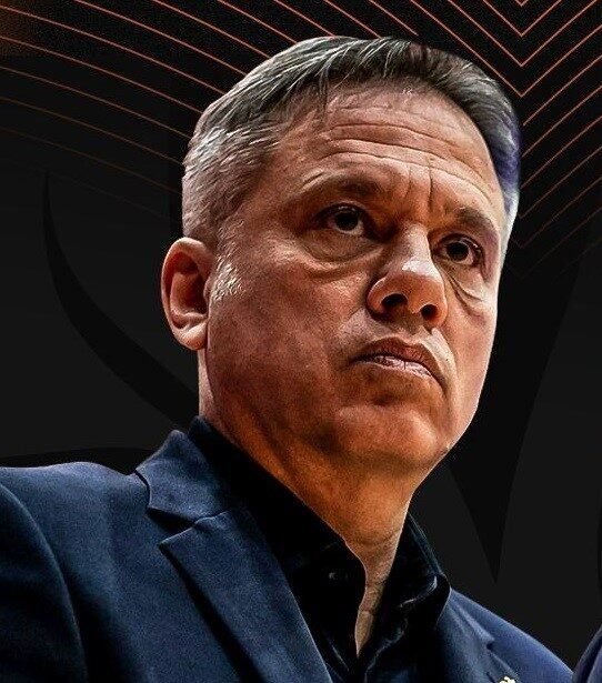 Türkiye Kadınlar Basketbol Süper Ligi ekiplerinden ÇBK Mersin, Yunan koç