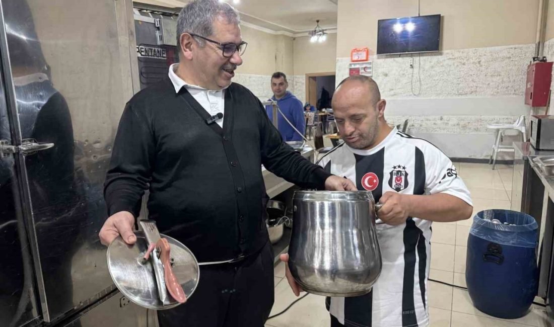 Mersin’de bir lokantada çorba pişirilen düdüklü tencerenin patlamasıyla saniyeler önce