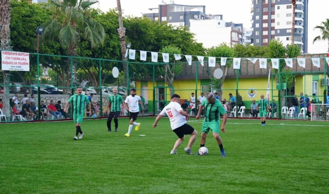 Mersin’in Erdemli ilçesinde kamu kurum ve kuruluşlarının yer alığı ’5×5